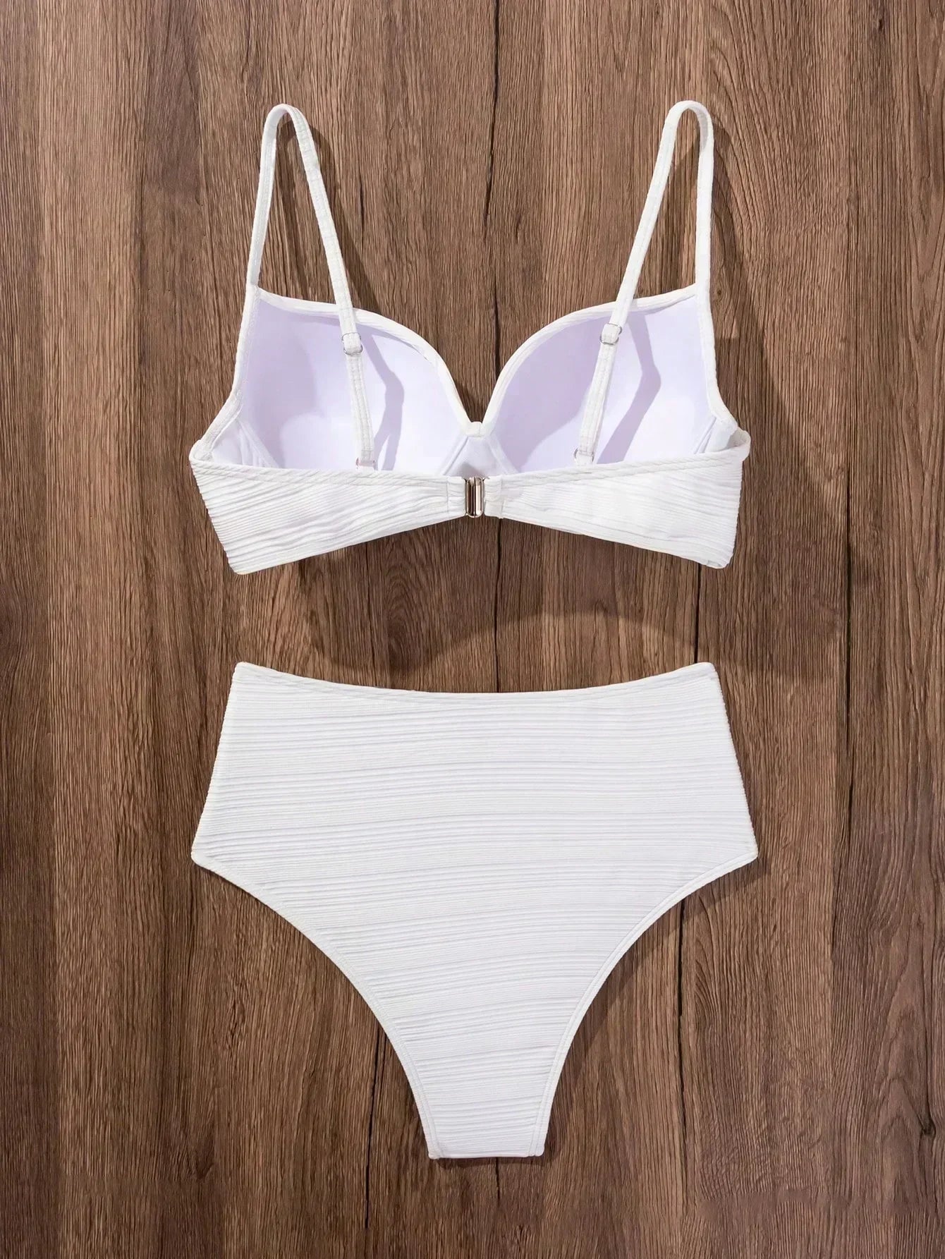 Sienna - High-rise criss-cross top, high-waisted bikini — view 5