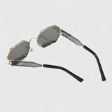 Sloane - elegant sunglasses — view 4