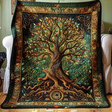 Quilted bedspread - Celtic bunch of trees of life — view 1