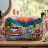 Quilted cosmetic bag - Freien horizon — view 1
