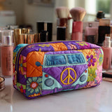 Quilted cosmetic bag - Flowers 70er Jahre style — view 1