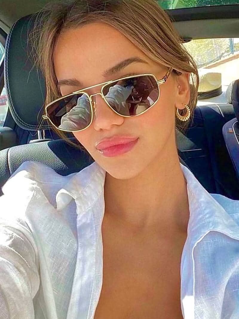 Valentina – sophisticated sunglasses — view 3
