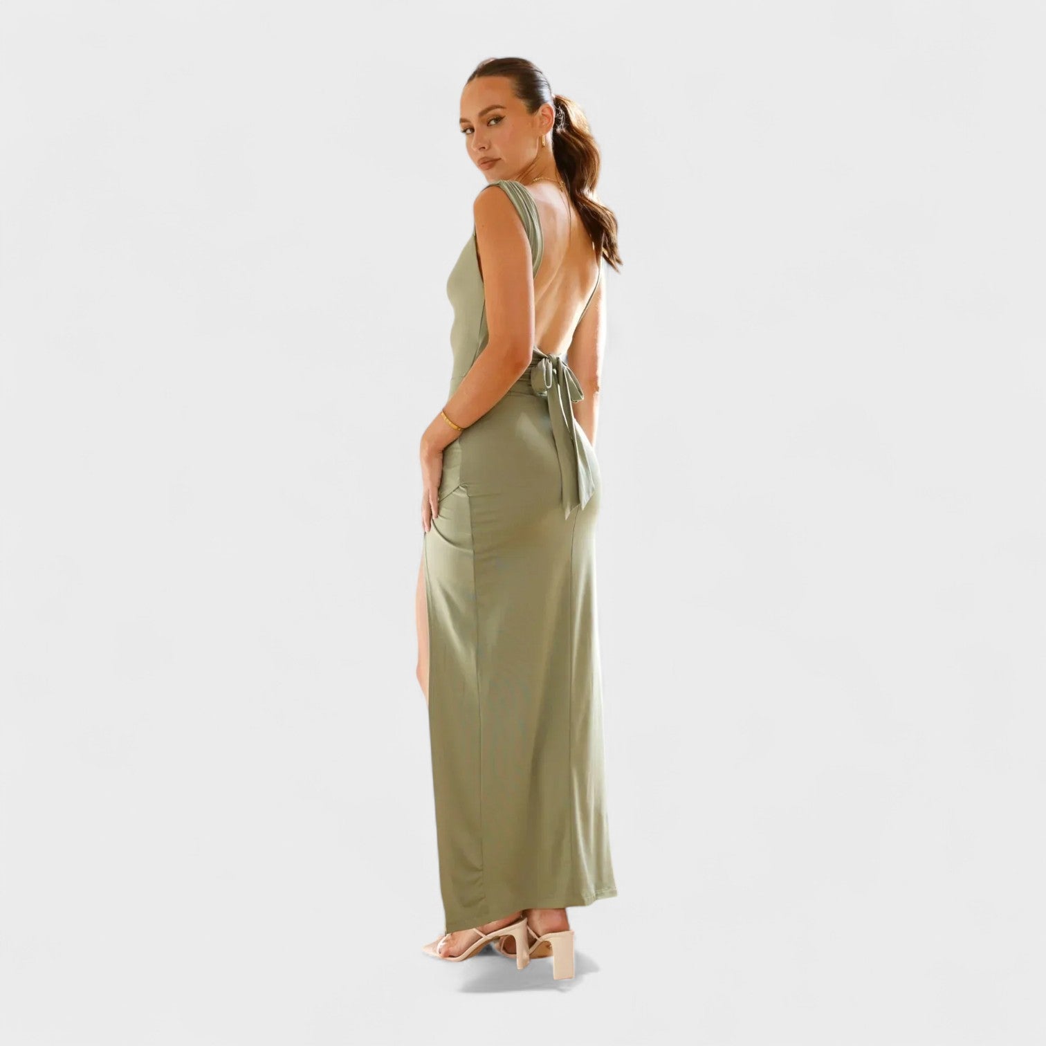 Vanessa - long dress with open back — view 2