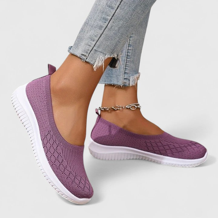 Zoe - Slides — view 3